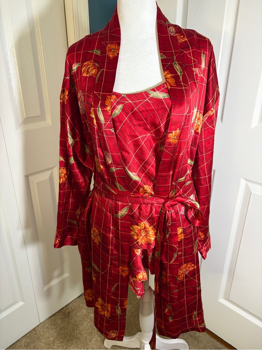 Victoria’s Secret 100% Silk Floral Lingerie Set
.